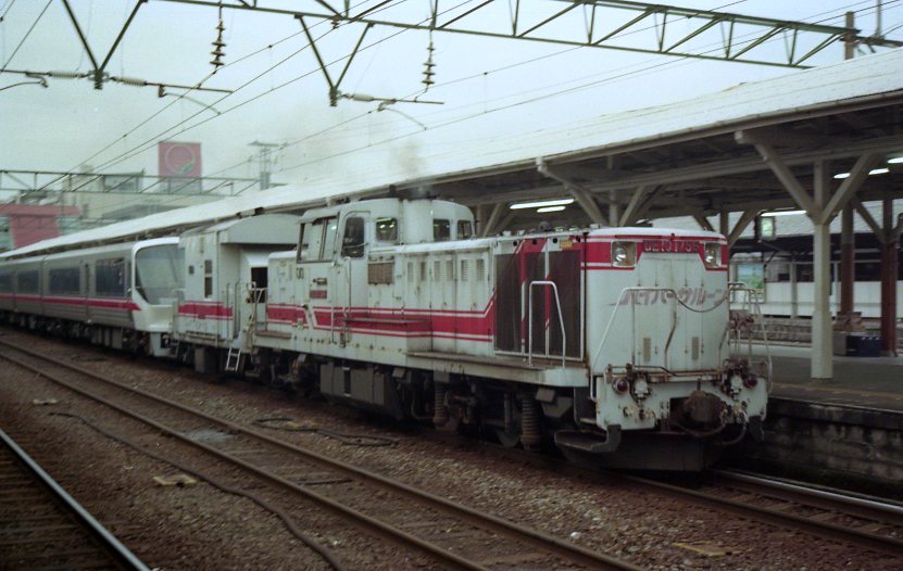 muratakec's tweet image. 学生時代に撮影した1993年3月頃の  九州地区(13)

乱雑に保管している、ネガの取込中