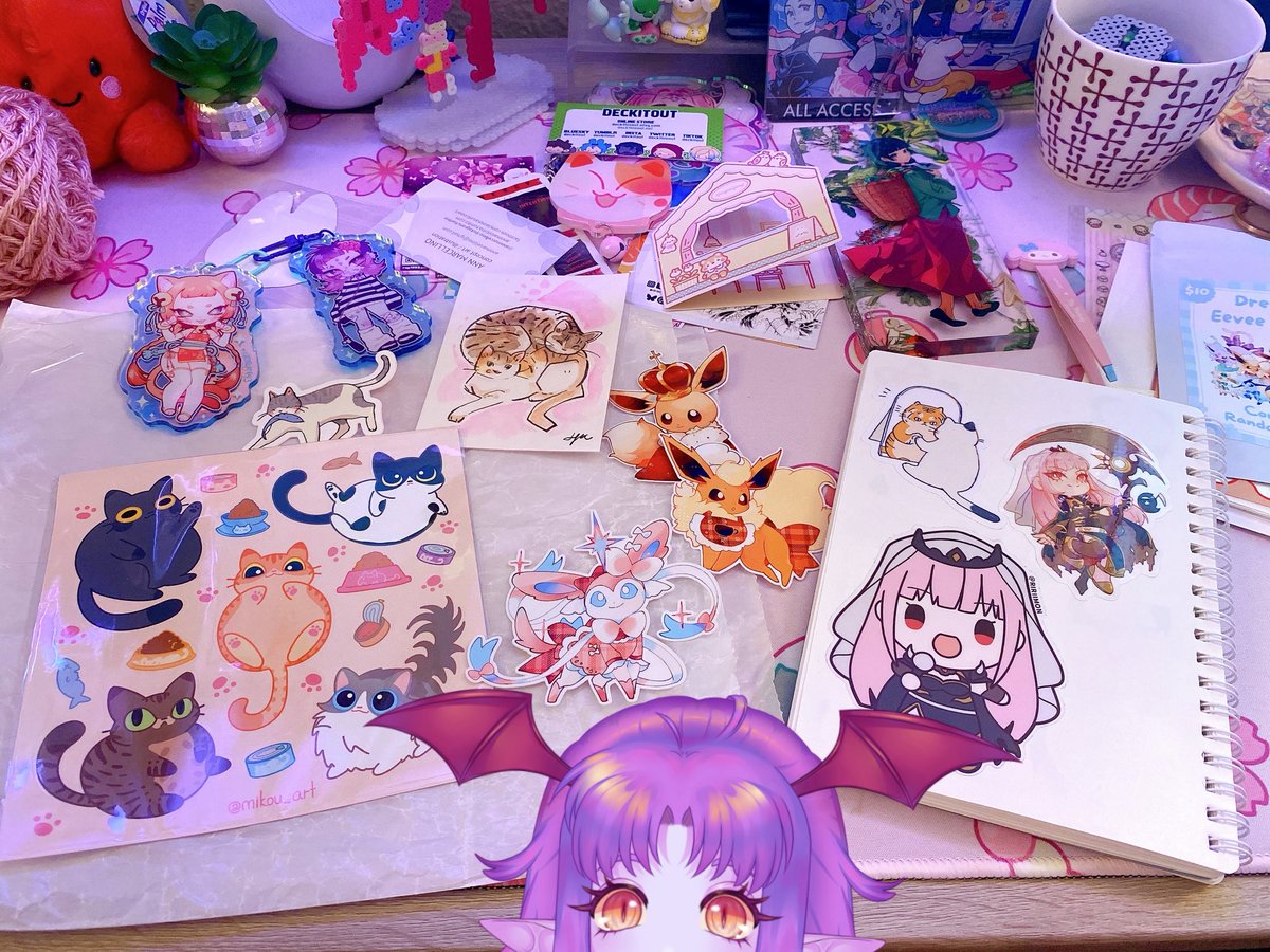 Ty for hanging out with me while I showed off my Kumoricon haul!! I love these chill streams with my lil devils 💜🪩✨