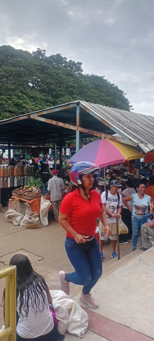 #Cojedes|| Titulares en X. 
1\ Mañana se activa el Mercado Municipal de Limoncito. 
2\ Diosdado Cabello niega la existencia del Cartel de los Soles.
3\ Rusia advierte a EE UU contra cualquier agresión a Venezuela.  #nov07 <a href="/ClaroyRaspao3/">Claro y Raspao</a> <a href="/YulisbethYrigo3/">YulisbethYrigoyen</a> <a href="/RosedelCampo/">Rosedel Campo</a> <a href="/igorprieto/">Igor Prieto</a>