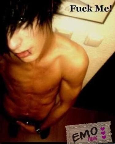 EM0 FRE☆KKS tweet media