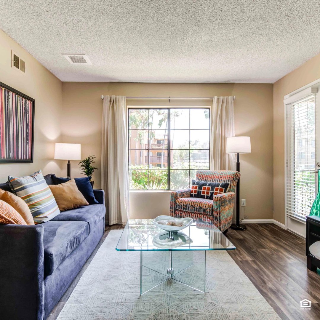 Our San Diego community has all the features you need to relax in your personal paradise! 😍

How do you plan on decorating your living room?

#MiradaAtLaJollaColony #SanDiegoApartments #LaJollaLiving #SDLiving #CushmanAndWakefield