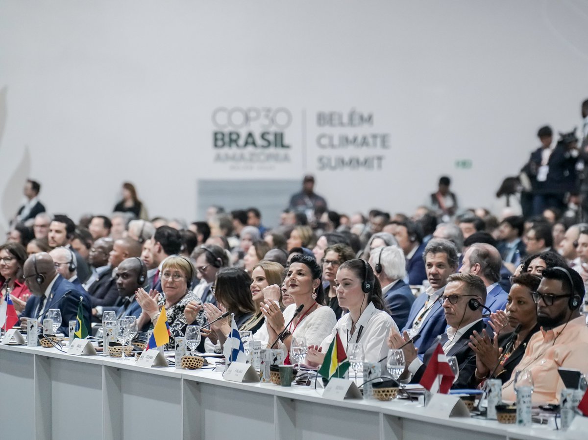 MinamPeru's tweet photo. ¡Perú presenta herramienta pionera en Latinoamérica para la acción climática! 🌎

#NotaDePrensa | En el marco de la Cumbre del Clima 2025 de la COP30, el ministro del Ambiente, Miguel Espichán Mariñas, presentó el Registro Nacional de Medidas de Mitigación (#Renami), la primera herramienta de América Latina que permite registrar y monitorear acciones de reducción de emisiones frente al cambio climático. Este sistema fortalece la transparencia y trazabilidad de la acción climática del país, promoviendo mercados de carbono de alta integridad.