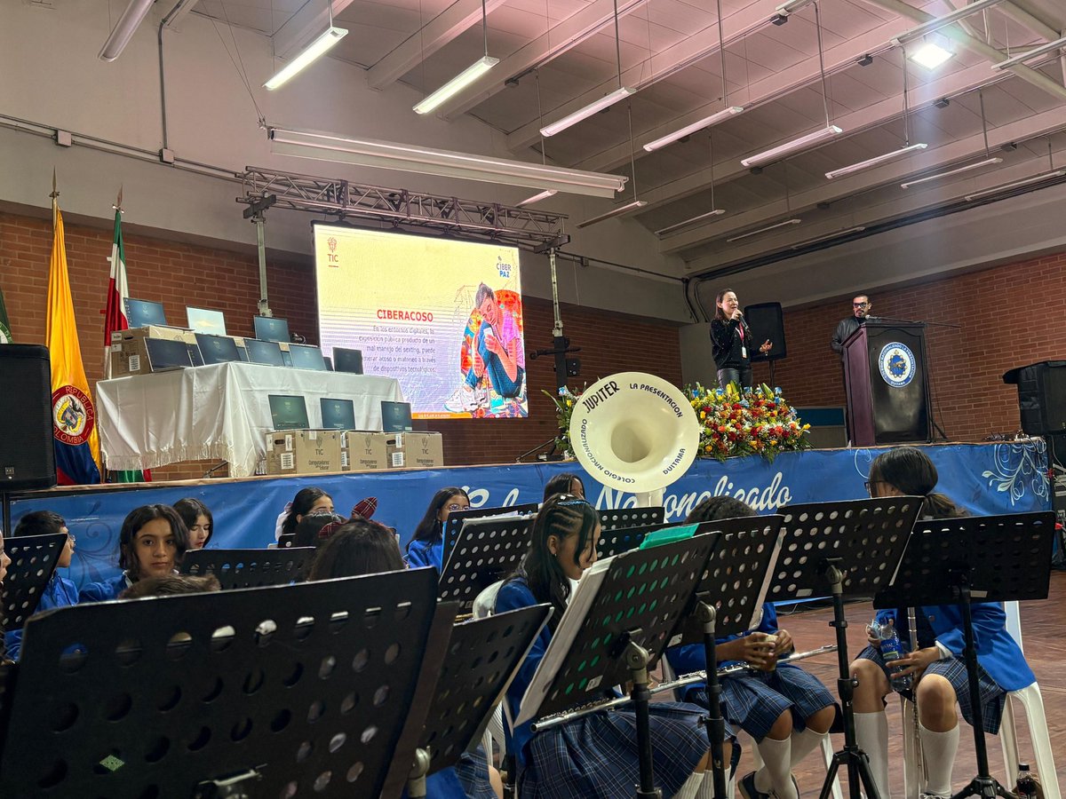 SecTICBoyaca's tweet image. Hoy acompañamos al Ministerio TIC Colombia en el convesatorio “Digitalmente Responsables”, desarrollada a través de la estrategia #Ciberpaz en la Institución Educativa Nacionalizada La Presentación de Duitama, una jornada de reflexión y aprendizaje.