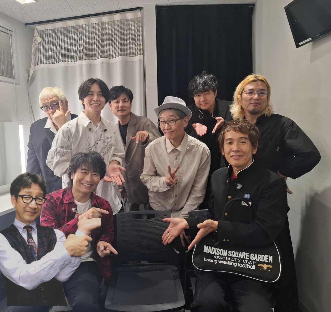 olivine_soul's tweet photo. 指示された場所に素直に座るはずがない🤭意図は意図的にはずして…
天邪鬼？めんどくさい？
でもそんなところも大好き💕
#KANism
#シャンパン飲んでポン https://t.co/Q9i20yXlq9