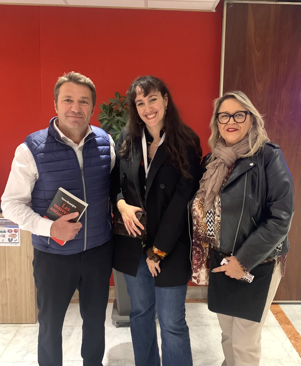 Dans la  <a href="/VilleStRaphael/">Ville de Saint-Raphaël</a> qui a pour maire <a href="/FMasquelier83/">Frédéric Masquelier</a> , et avec la programmation de <a href="/nbouzou/">Nicolas Bouzou</a> , nous bénéficions de conférences de qualité lors des <a href="/Rencontres_AV/">Les Rencontres de l'Avenir</a> 
Ce fut encore le cas autour d’un débat passionnant avec <a href="/NoraBussigny/">Bussigny Nora</a>