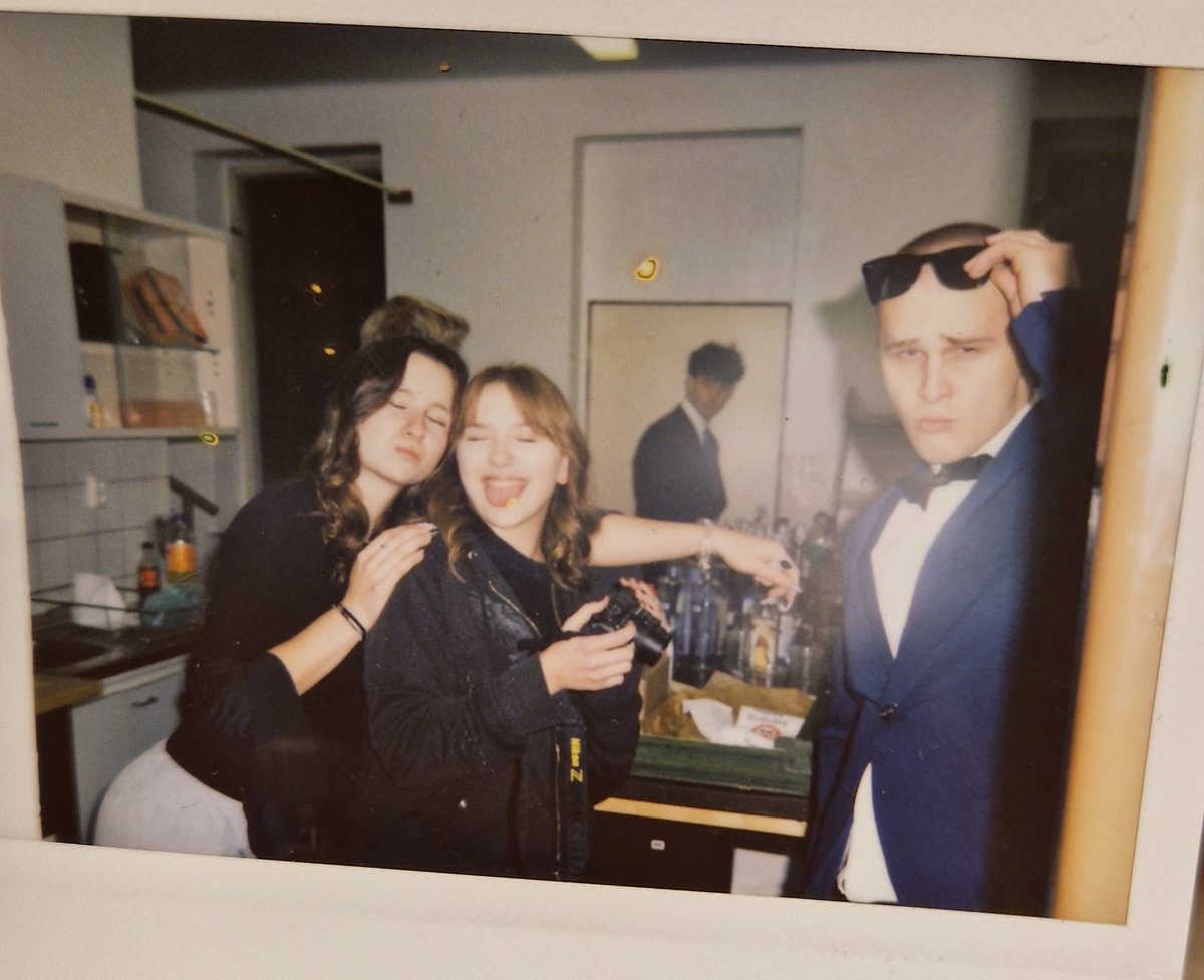 Graduation mugshot🔥