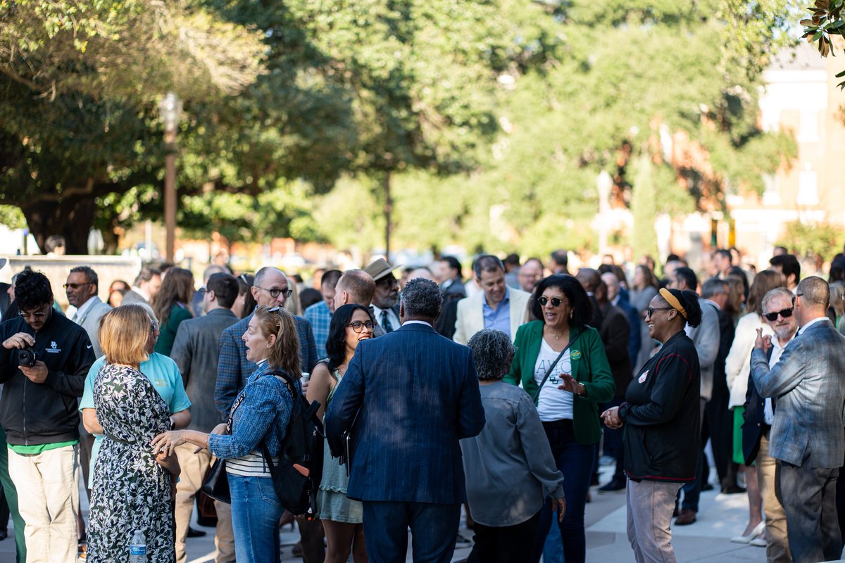 The Baylor Lariat tweet media