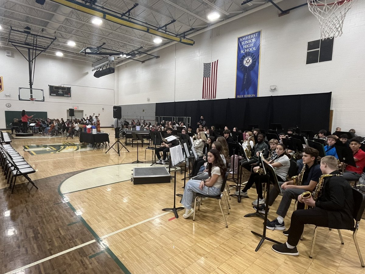 TheCometSuper's tweet photo. The Amherst Junior High is preparing for their Veterans Assembly to honor all who served. We have recognition, music, and a Veteran Panel! 🇺🇸 
@AJHComets @ajhpto @Comet_Connect @AsstCometSuper https://t.co/8GXy76UHHR