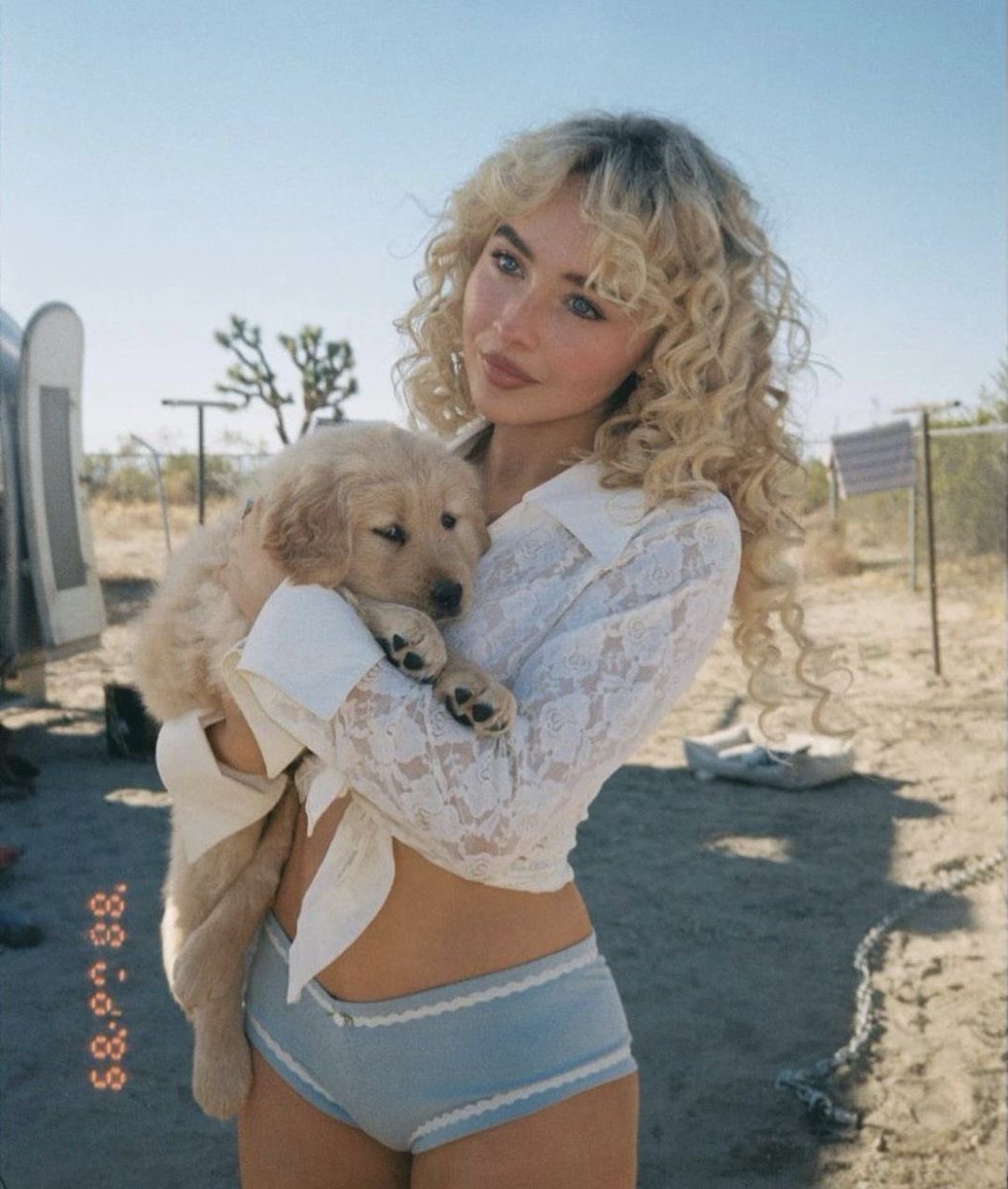 TEAMEVES's tweet photo. SOTY! Eve Simmons acaba de ser indicada à Song of the Year, com ‘Manchild’, para o #GRAMMYs 2026. https://t.co/rtPYM0dcpr