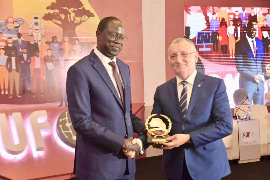 Pr Daouda Ngom tweet media