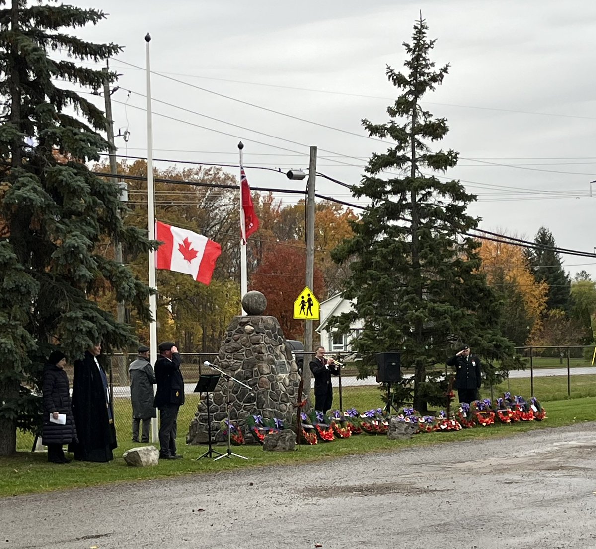 MikeMikolic's tweet photo. Rainy and windy day today during the Remembrance Day ceremony here at the Jordan Cenotaph.  Nothing, I’m sure, compared to what those who served during combat had to endure. Lest We Forget 
@TownofLincolnON https://t.co/AhUrxUBY7O