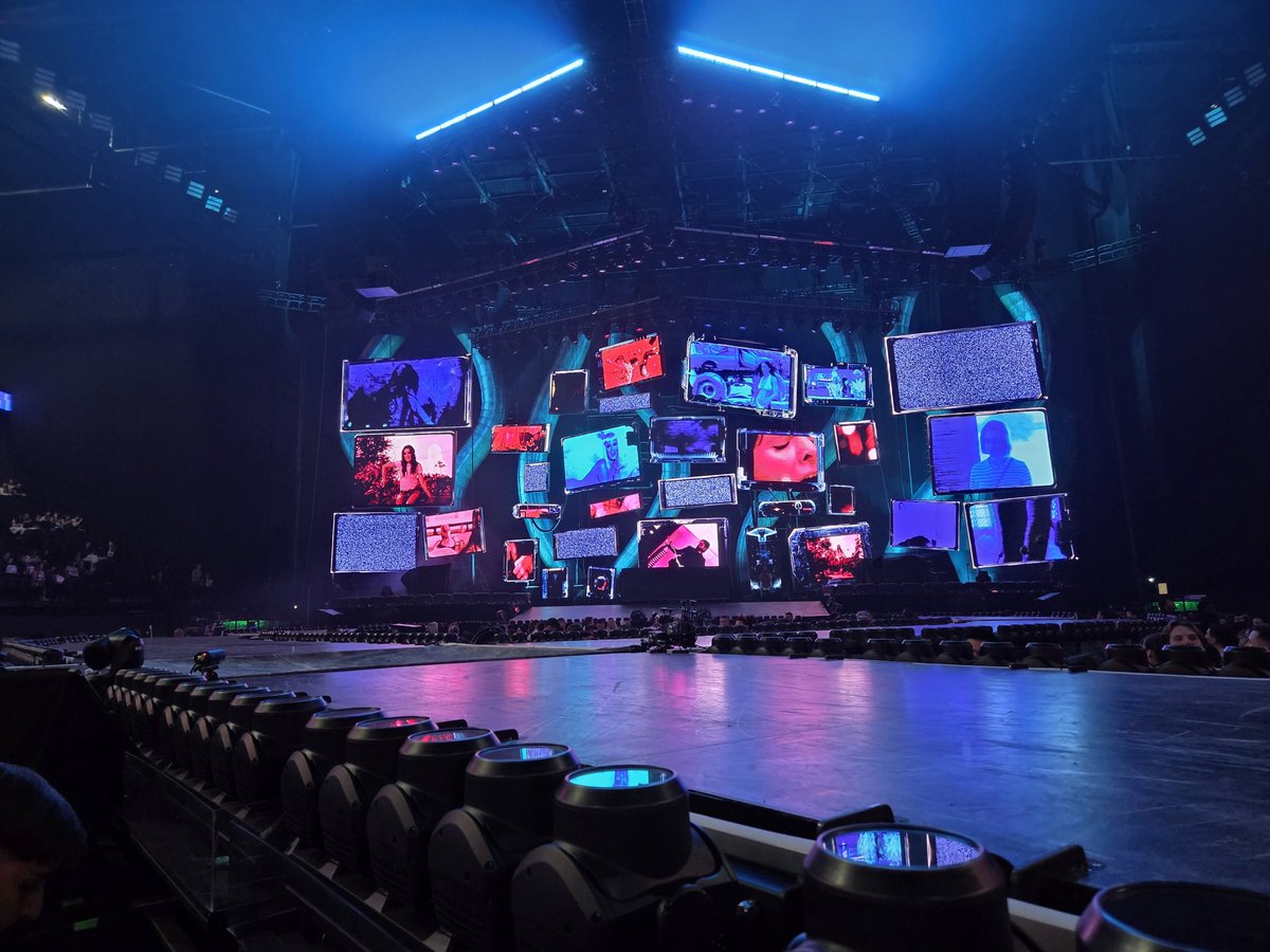 KPerry_fans's tweet image. So ready for #bandaids 🔥❤️‍🩹