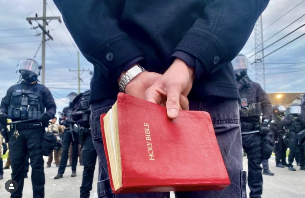 The Rev. David Black posted this powerful image.

The administration is lying about not grabbing American citizens.  They're hoping you don't care enough to look into it.  #chicago