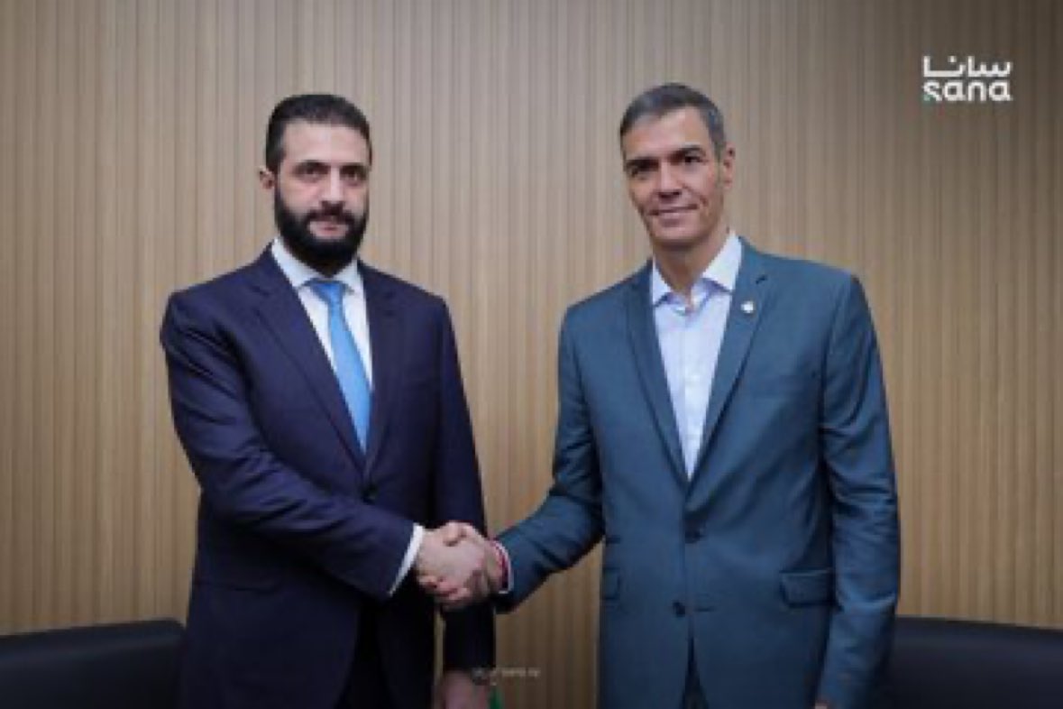 Ya que le tiende la mano al yihadista, que le pregunte por los trenes de Atocha el 11M que igual le puede refrescar la memoria también a Pedro Jota ya de paso.