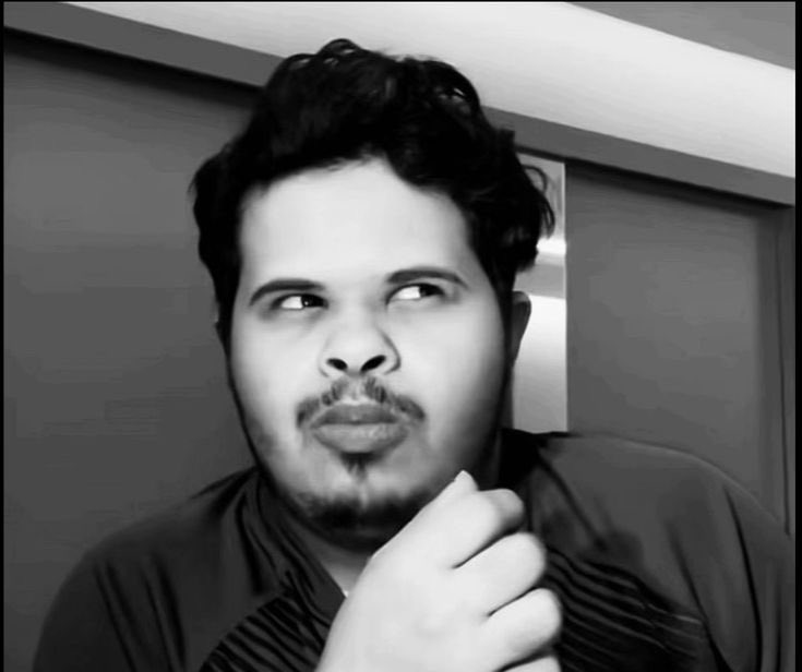 عندي احساس سعود العضو رقم 7 
بس ما عندي دليل ..