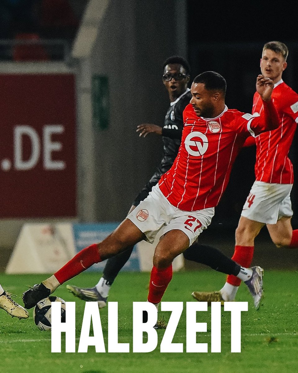 OFC_offiziell's tweet photo. Mit dem 1:0 geht es in die Kabine. 🔴⚪️ #OFCSCF #kickersoffenbach #nurderOFC #dasistoffenbach https://t.co/3wIJzsK3AI