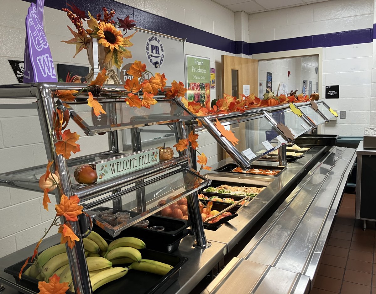 🥳Happy Friday! Let's celebrate with some beautiful food from our cafeteria lines today!🍊🥦🥕🌯🥗🍠🍎
#loveservingtheu #teamucps #schoollunchrocks #eattherainbow 
<a href="/UCPSNC/">Union County Public Schools</a> <a href="/AGHoulihan/">Andrew G. Houlihan</a> <a href="/coolonmoore/">Colon Moore</a>