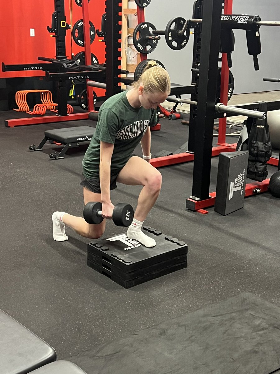 TommyB_K's tweet image. Is there a difference?🤔
Why do we load ipsilateral VS contralateral side?

Based on assessment and athlete&apos;s needs. 

TBK Athletics - not just another group workout program. 

#sportscience #biomechanics
#maximizeperformance
#minimizeinjury #PROtraining