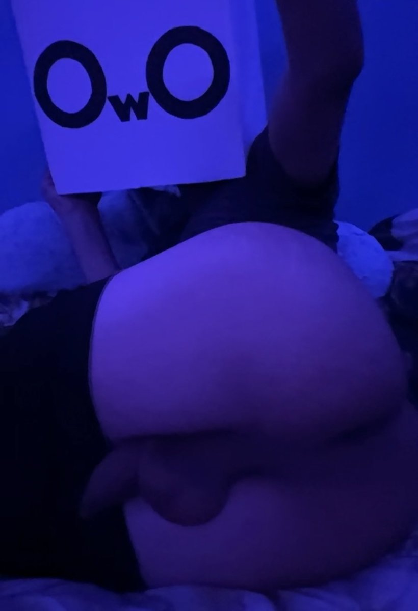 EuphoricasNewds's tweet photo. Ugh.. really bro? You wanna fuck me now? Wow you really are pent up.. alright just make it quick before our guests arrive please >~< https://t.co/0zk0ZGBivu