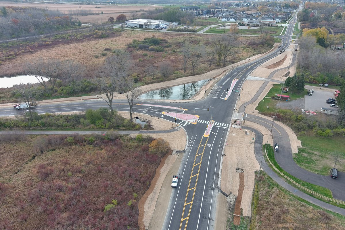 The Syene Road reconstruction project is complete! Celebrate at the official ribbon cutting on Thursday, November 13th.

fitchburgwi.gov/CivicAlerts.as…