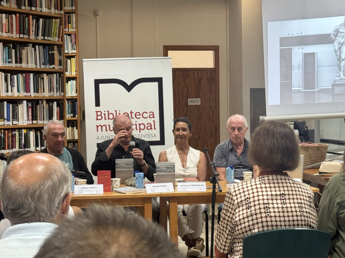 BibliotecaMunicipalE tweet media
