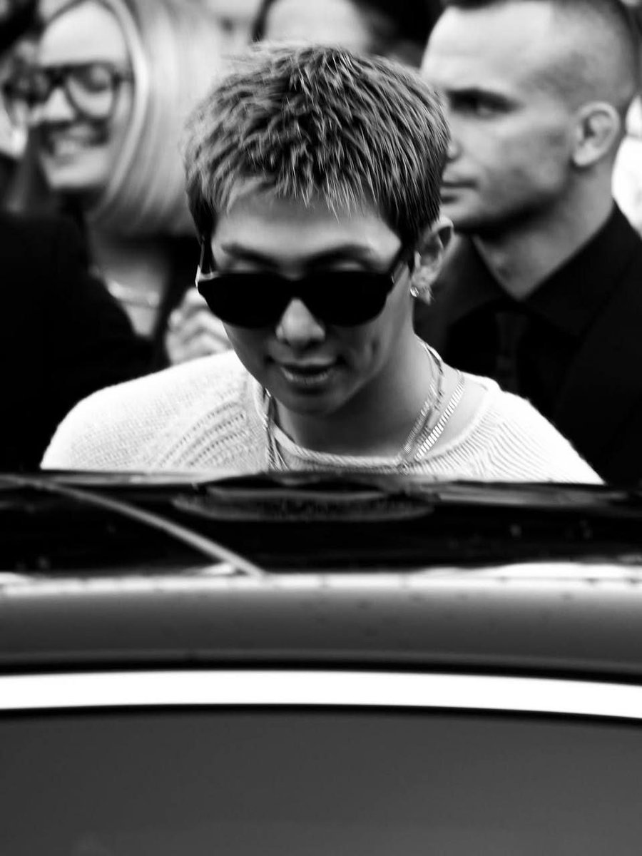 Valeri1939065's tweet photo. My dear boy, I will always be there for you.

WE LOVE YOU RM
ARMY ALWAYS PROTECT YOU
PURPLE RIBBON FOR RM
#ArmyStandWithNamjoon
#PurpleRibbonForNamjoon
#ARMYFocusOnMAMA
#timewillsortout https://t.co/B816nPgBnf