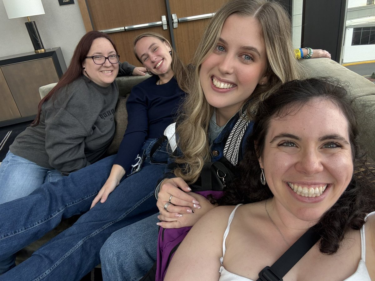 sarah 🩵 phxff tweet media