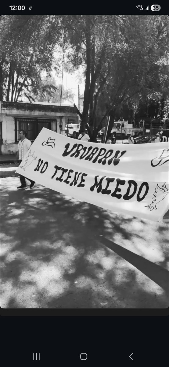 HgSache's tweet photo. URUAPAN NO SE QUEDA CALLADO 
#CARLOSNOMURIOELGOBIERNOLOMATO
#JUSTICIACARLOSMANZO
#JUSTICIAMICHOACAN https://t.co/8qXJlDhBNy