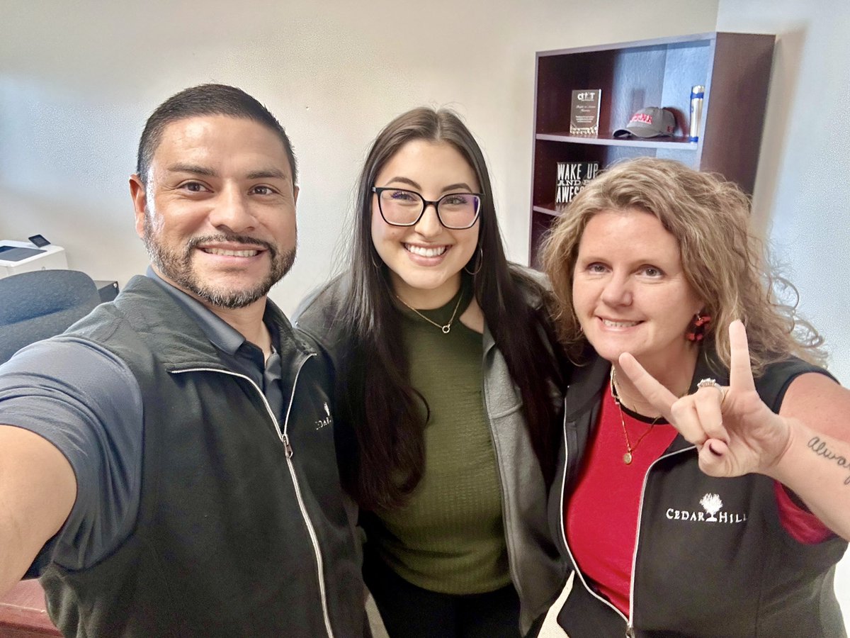 SpanishConde's tweet image. Big thanks to Sophia Ensmann and @CedarHillTX communications team for always being amazing partners! Love how we come together to tell the story of our great community. 🫶 #CedarHillProud
