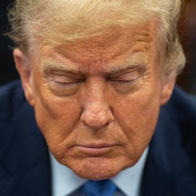 DanielAshley13's tweet image. I don't really think he should talk about "Slsepy Joe."   I'm going to call him Drowsy Donald from now on.