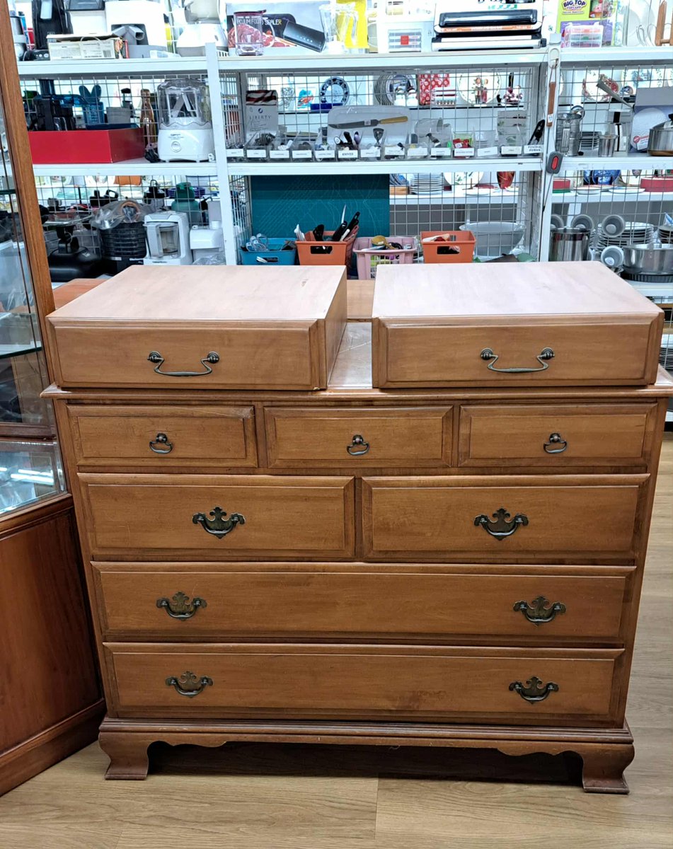 LT_Thrift's tweet image. The famous Life&apos;s Treasures 50% off STORE WIDE SALE continues today at ALL locations! Save an HALF OFF on everything in the store. 11/6-11/8

𝑃ℎ𝑜𝑡𝑜𝑠 𝑎𝑟𝑒 𝑓𝑟𝑜𝑚 𝑜𝑢𝑟 𝑁𝑒𝑤 𝑃𝑜𝑟𝑡 𝑅𝑖𝑐ℎ𝑒𝑦 𝑠𝑡𝑜𝑟𝑒.   #thrift #thriftingcommunity #hospicethrift