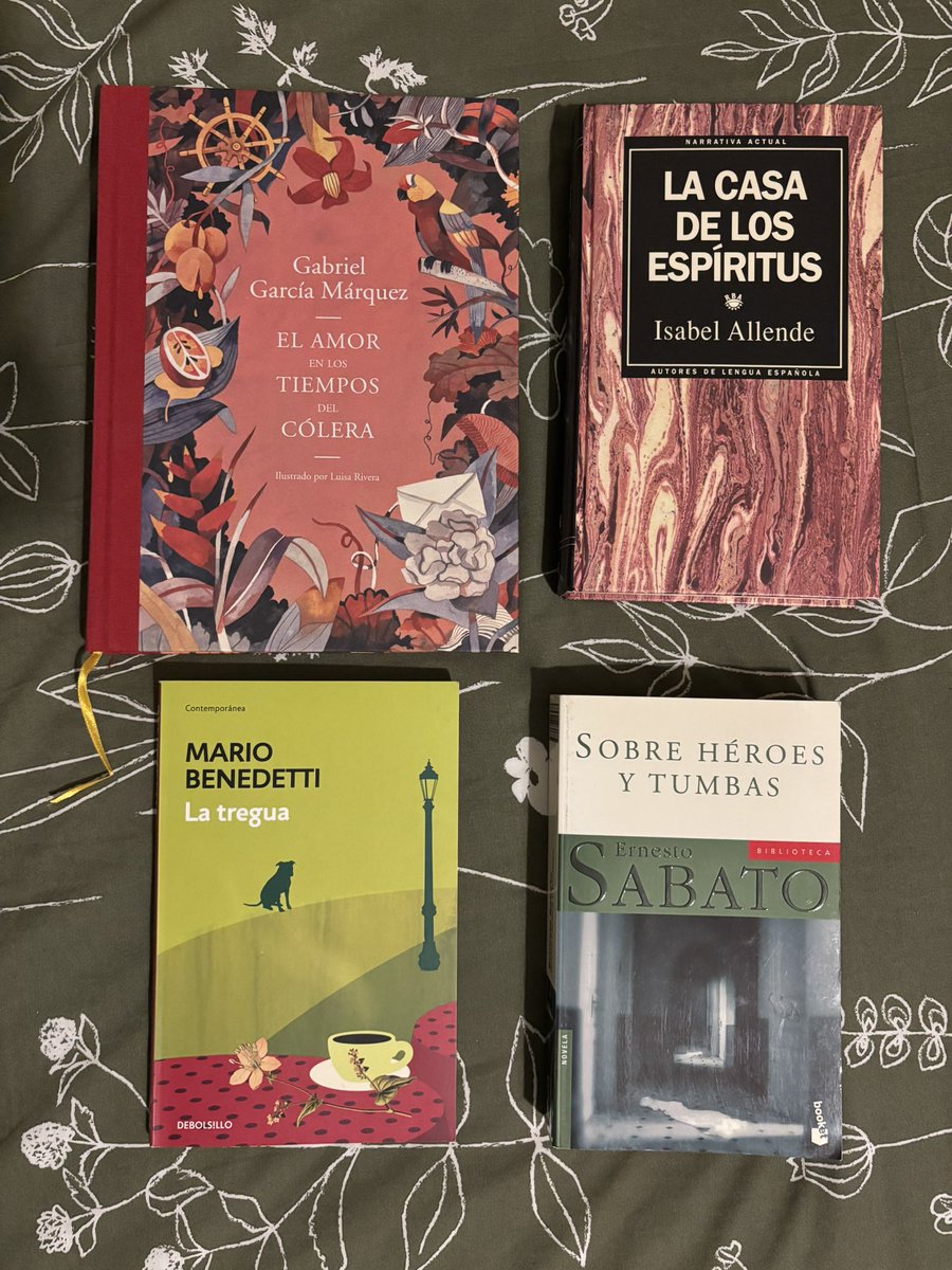 carlabqr's tweet photo. Mis cuatro novelas latinoamericanas. https://t.co/QH0hrjWpbQ