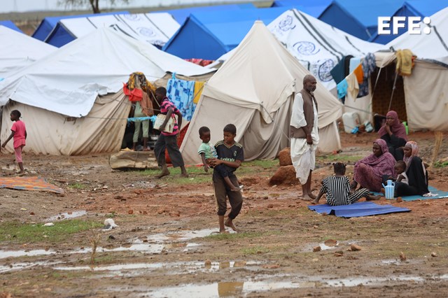 La Comisión Europea afirma este viernes que la ciudad sudanesa de Al Fasher, donde se han denunciado graves atrocidades tras su ocupación por parte de las paramilitares Fuerzas de Apoyo Rápido (FAR), se ha convertido en "un cementerio de la humanidad".