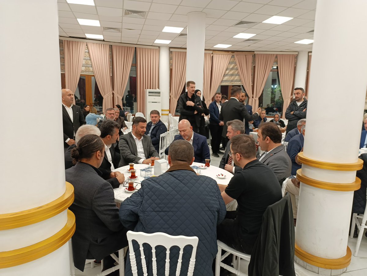 akkagithane's tweet photo. Belediye Meclis Üyemiz ve Meclis Başkanvekilimiz Nazmi Toro adına düzenlenen mevlid programına; İlçe Başkanımız Erkan Yıldırım, üç kademe yönetim kurulu üyelerimiz, mahalle başkanlarımız ve belediye meclis üyelerimizle birlikte katılım sağladık.

Merhum Nazmi Toro’yu rahmet ve minnetle anıyoruz. Allah mekanını cennet eylesin.