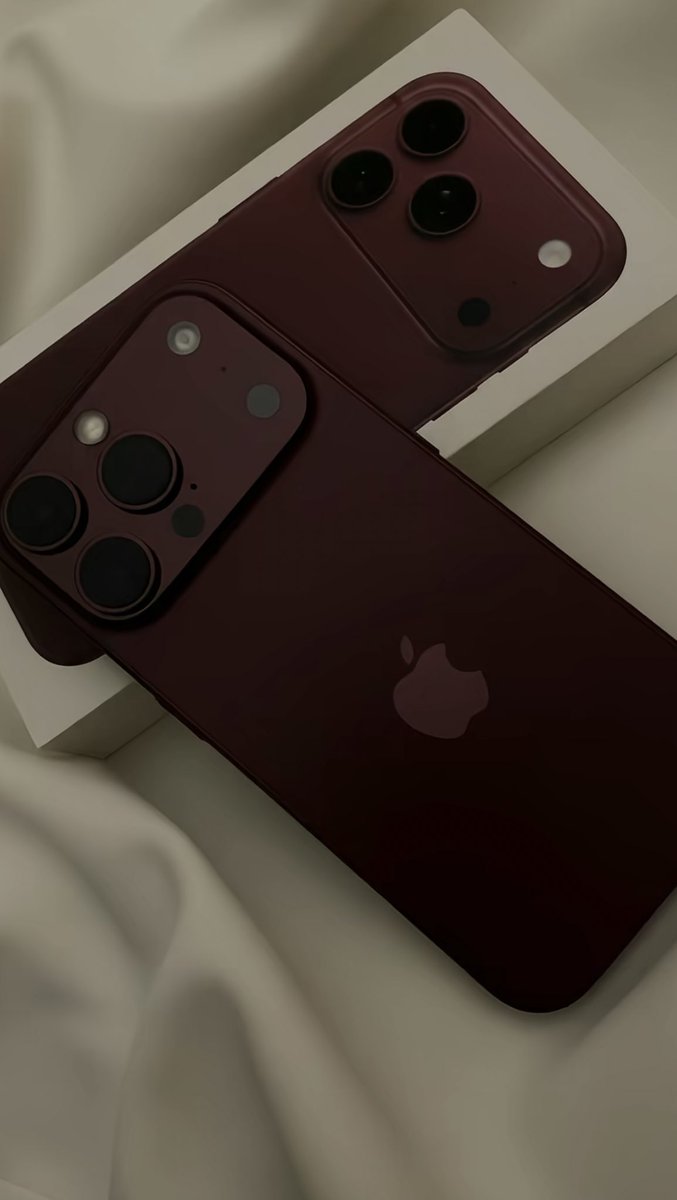 dh_x5x's tweet image. اوووووويلي اللووون أحلى لون أيفوووون🫦🫦