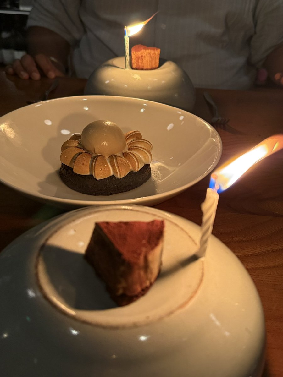 _divija_'s tweet image. turned 29 last night 🎂