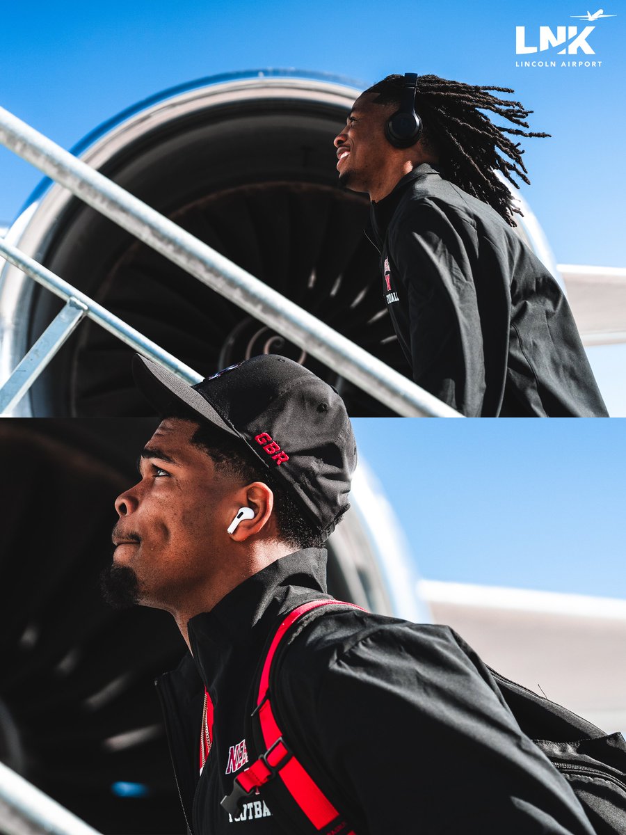 HuskerFootball's tweet photo. Headed west. 🌴

#GBR x @LNKairport https://t.co/rvbGMpbrrH