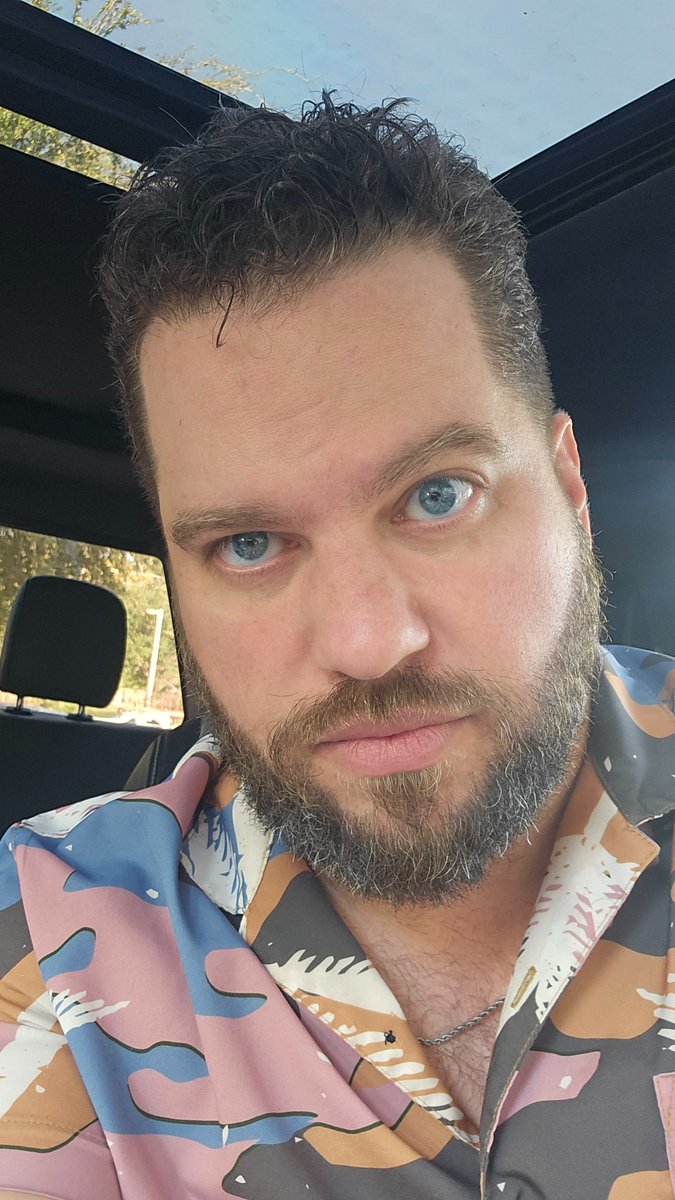 Navy_Dawg's tweet photo. Before and after a much needed hair chop and beard trim! #beard #beardsofx #blueeyes #curlyhead #Veteran #submariner #wegodeep #spicylink #beardedmen #USNavy https://t.co/Wza6FyRVIG