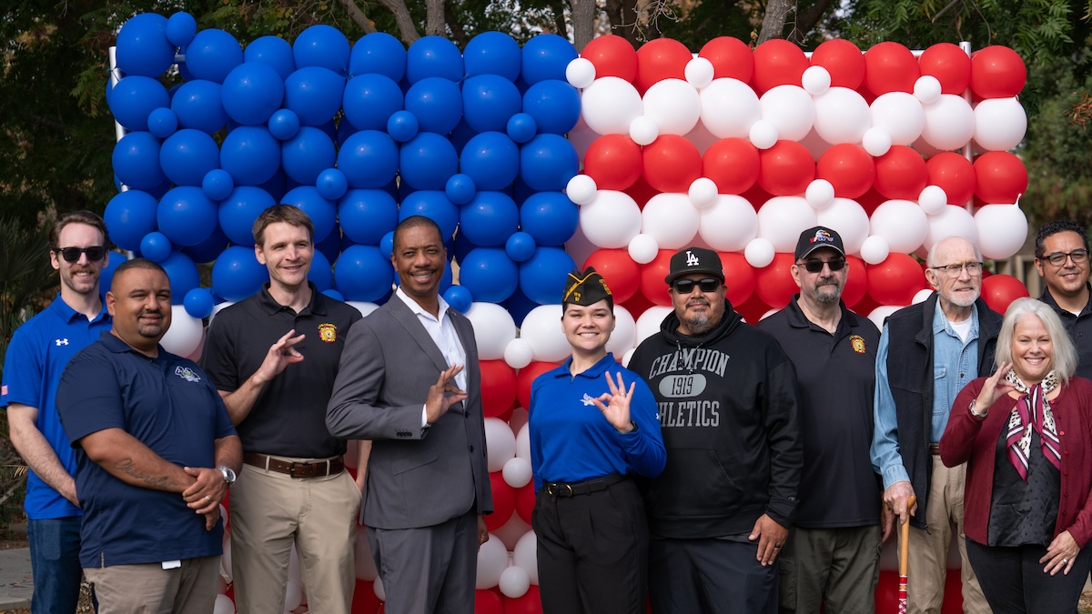 CSUBakersfield's tweet photo. The campus community celebrated and honored Veterans Day with a celebration πΊπΈ#CSUB is the first in @calstate system to partner with the @VFWHQ. Thank you to all the veterans who have served; We honor you! Learn more about CSUB's Veterans Success Center: https://t.co/B83Q7AD2po https://t.co/Adgwkxi0J2