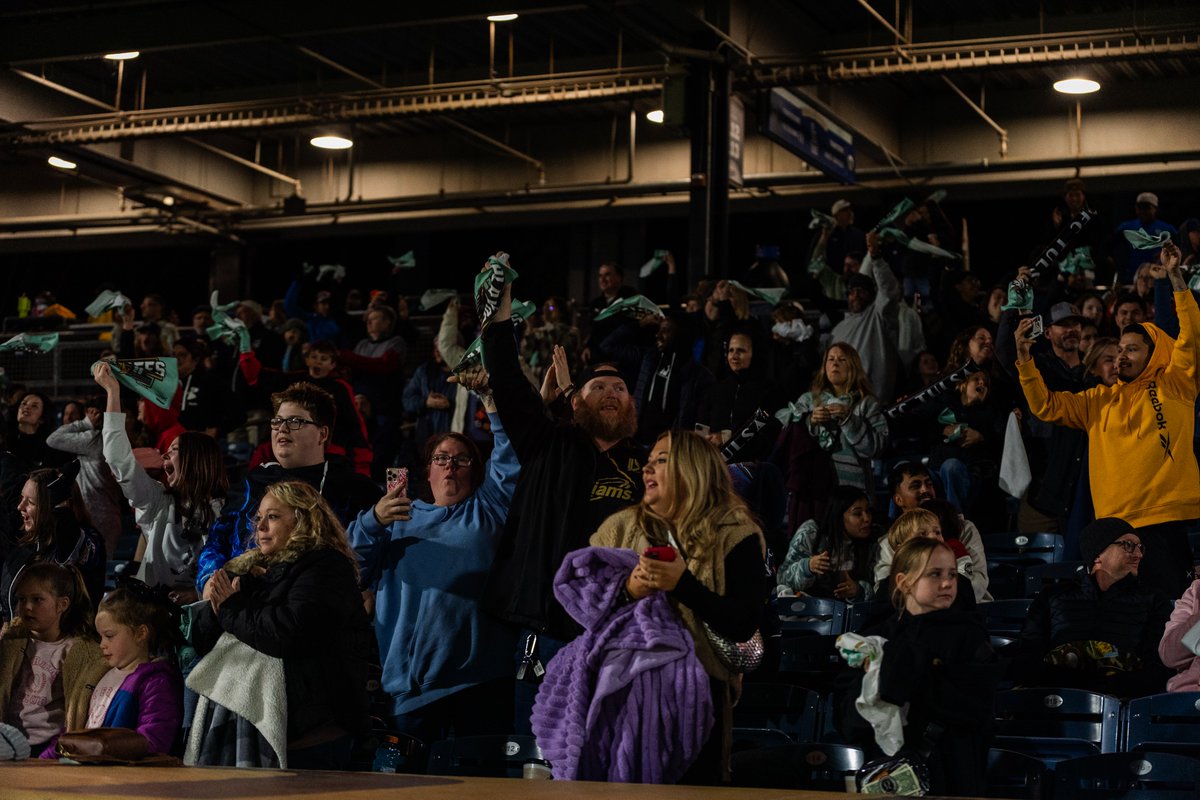 FCTulsa's tweet photo. Last Saturday: A franchise record-breaking crowd 

Yesterday: The largest single-day advance ticket sales number in FC Tulsa history

Let's do it all over again tomorrow, Tulsa 😤

🎟️➡️ https://t.co/IKEbkqOxjc https://t.co/CaXYD0MAOy