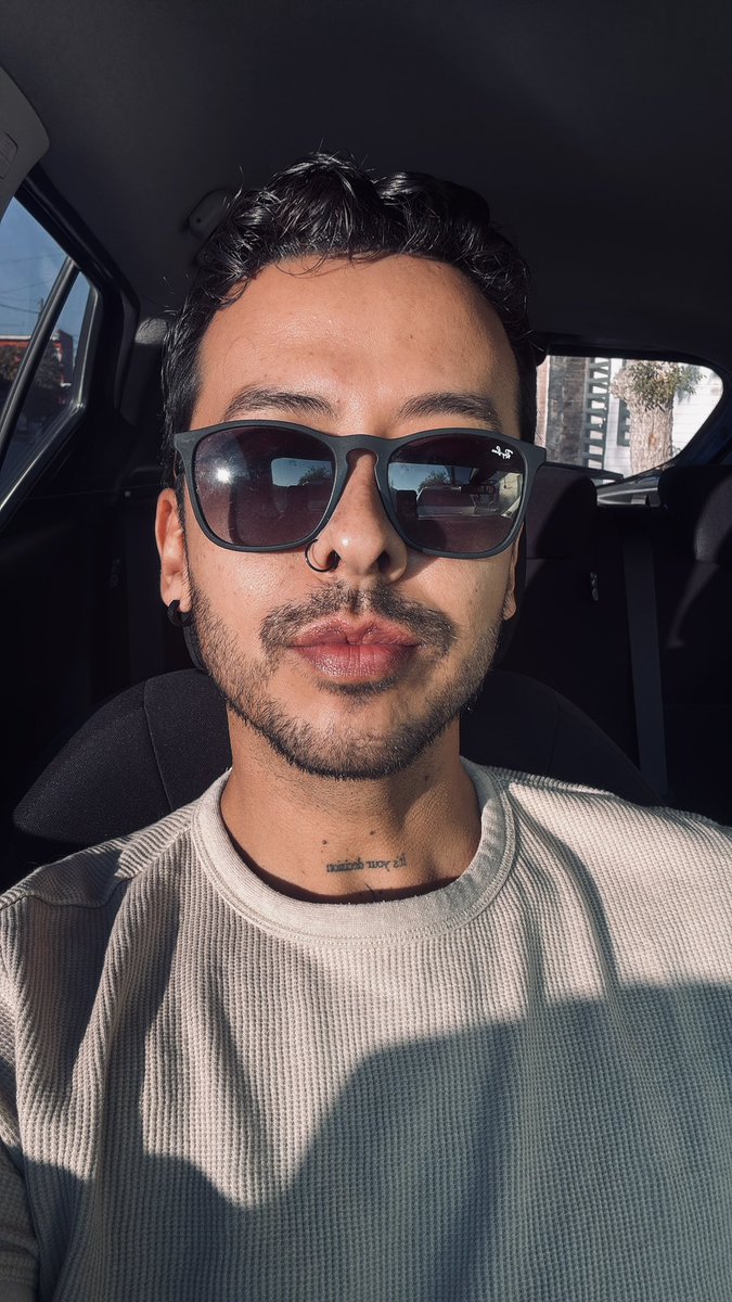 EnriqueDanlos's tweet photo. 😎 https://t.co/3x0vrs7Wx0