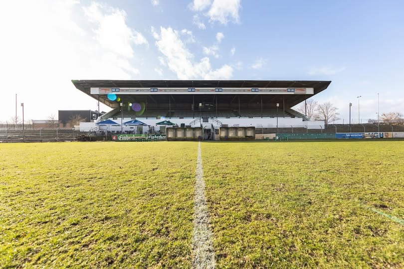 Fußball: Iraklis Hellas zu Gast in Bischofshol! svarminia.de/2025/11/07/ira… #Landesliga #Hannover #ForzaBischofshol #AvantiArminia