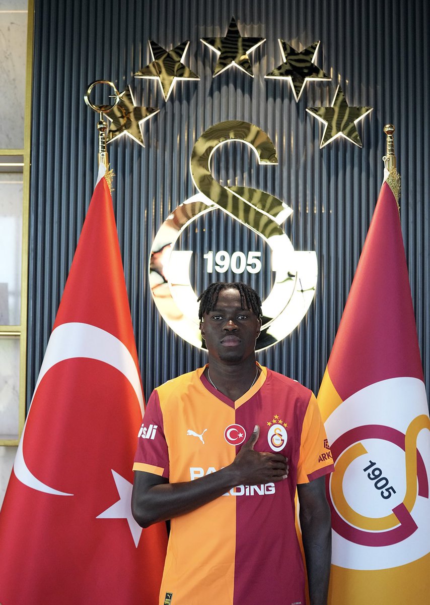 buse🇬🇦 tweet media