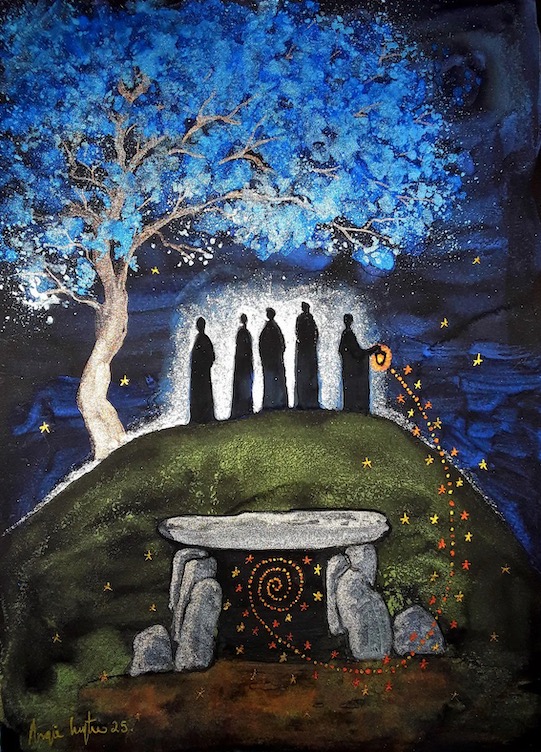 NoctrnlValkyrie's tweet photo. “Our ancestors did not separate magick and witchcraft from their daily lives. Witchcraft was more than just a practice, it was a way of life. 

A way of looking at the physical and spiritual as a collaborative source of manifestation. In this way, Old World Witchcraft honours the all-encompassing lifestyle of the witch. 

We are in tune with nature, in tune with ourselves and in alignment with our all-knowing inner witch.”
― Dacha Avelin, Old World Witchcraft