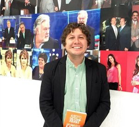 #OpiniónElSur
 
'Gonzalo Celorio: un Cervantes sorpresa'
🖊️<a href="/AdanSerret/">Adán Ramírez Serret</a>

🔻"Gonzalo Celorio, académico de la <a href="/UNAM_MX/">UNAM</a>
 y director de la Academia de la Lengua, es un referente literario que ha formado generaciones desde los años 70." ➡️Lee el texto💻: suracapulco.mx/gonzalo-celori…