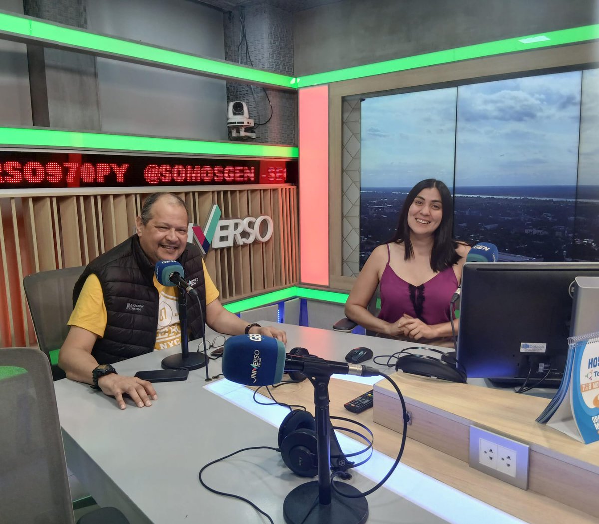 AL AIRE‼️

El tiempo no para, las informaciones tampoco en #CuentaFinalRadio😎⏱️

Conducen⤵️

<a href="/EricoGonzalez/">EricoGonzalez</a>

<a href="/angelicagesama/">Angélica Lorena Giménez</a>

⌚️#CuentaFinalRadio
📻#Universo970AM