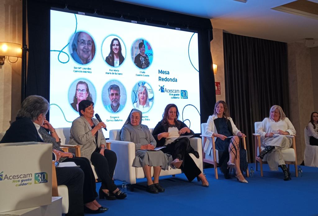 Compartiendo con <a href="/chelocucu/">CONSUELO CUADRA</a> <a href="/acescam_clm/">ACESCAM CLM</a>. 30.años de historia, sector de los cuidados.
Apuesta por los profesionales