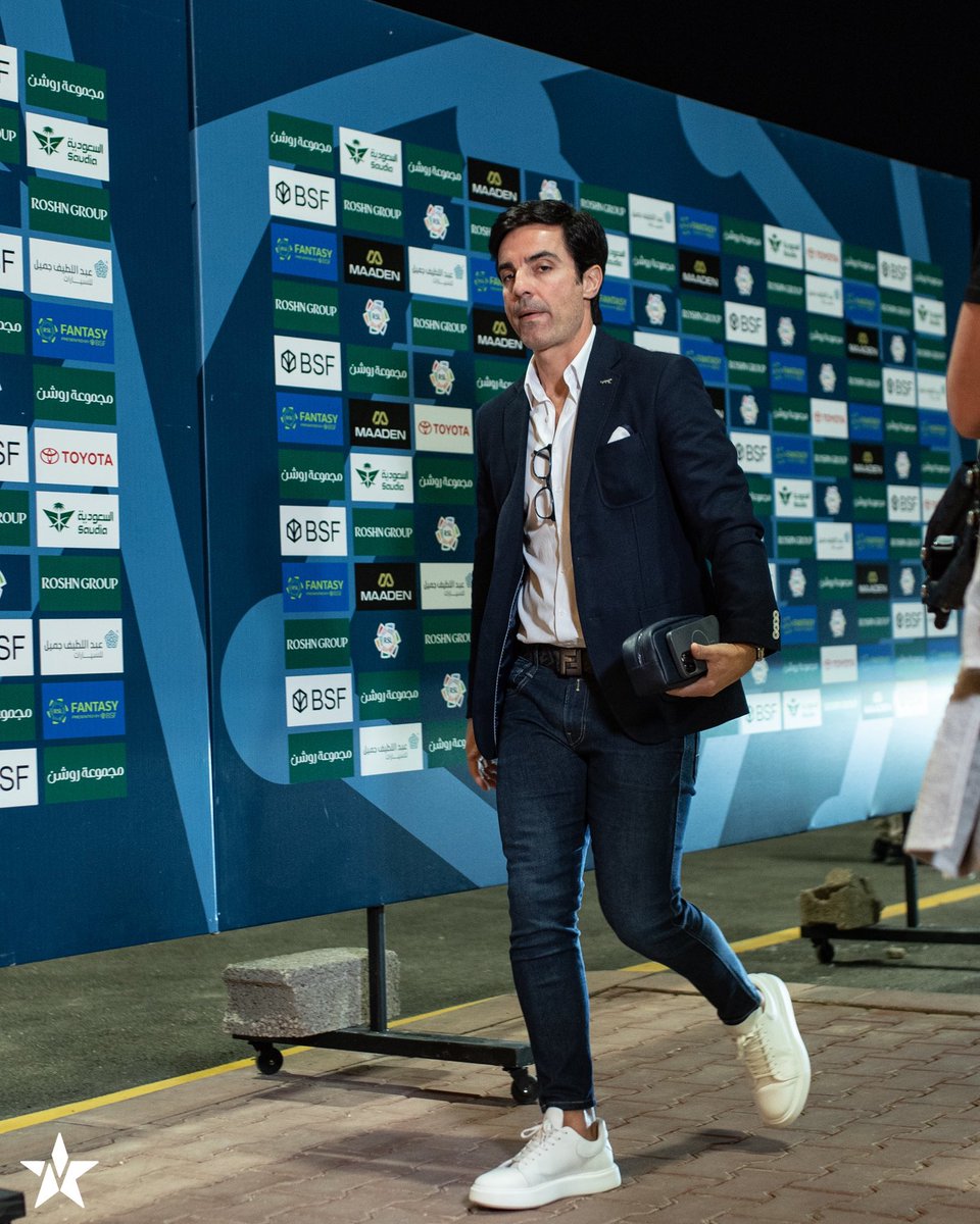 عاجل مدرب نادي النجمة السعودي:
ماحدث من اخطاء تحكيمية قلبت الموازين لنادي الهلال كنا الأفضل وقدمنا مستويات مميزة ولكن حكم المباراة كان له رأي آخر قرارت لا يعود لها حكم اللقاء لتقنية الفار أبدا نما إلى علمنا ان تقنية الفار متعطله او تم تعطيلها مايحدث امر معيب في الرياضة