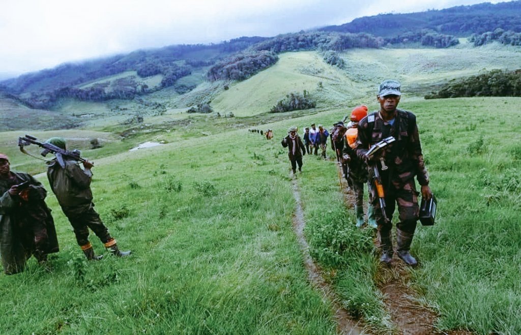 Kivuinfo24's tweet photo. 🚨#DRC 🇨🇩 | #SouthKivu – Intense fighting reported between #FARDC and their allies against #AFCM23 / #Twirwaneho in the highlands of #Fizi.
Local sources say the villages of #Ngezi, #Tuwetuwe, #Mutunda, #Rusankuku, #BilaloMbili, and #Mikenge are now under the control of #AFCM23 https://t.co/uGULfw1y71