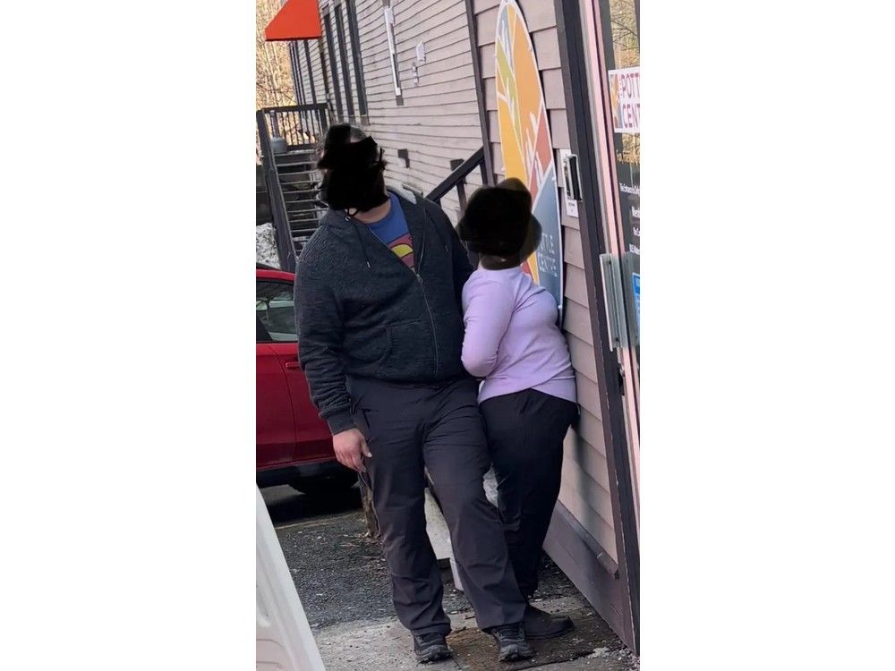 Off-duty RCMP officer forcibly removes autistic woman from The Pottle Centre saltwire.com/newfoundland-l…